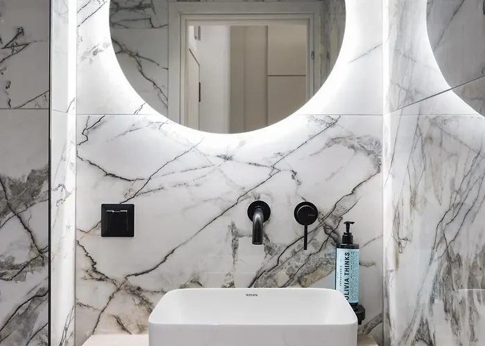 Amelie By Halu! Selanik